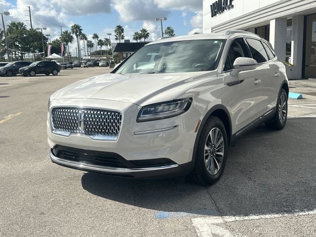 2023 Lincoln Nautilus Standard