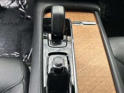 2023 Volvo XC90 B6 Plus 7-Seater