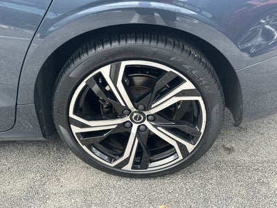 2024 Volvo S60 B5 Core Dark Theme