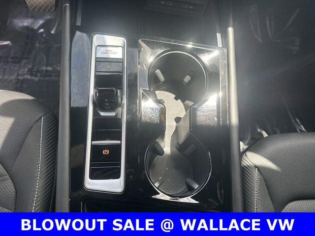 2024 Volkswagen Atlas Cross Sport 2.0T SE w/Technology