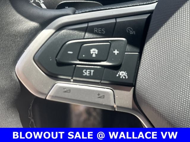 2024 Volkswagen Atlas Cross Sport 2.0T SE w/Technology