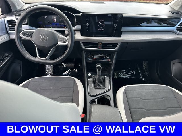 2025 Volkswagen Taos 1.5T SE