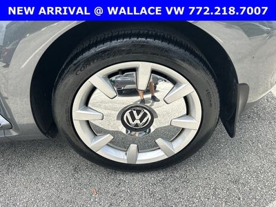 2016 Volkswagen Beetle 1.8T SEL
