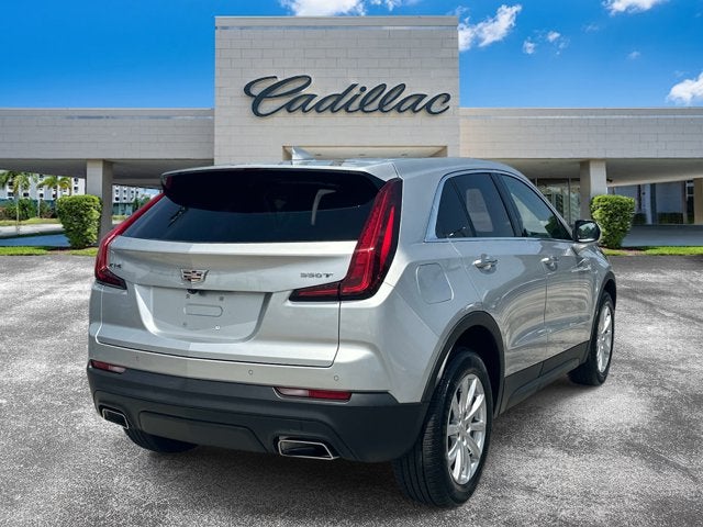 2022 Cadillac XT4 FWD Luxury
