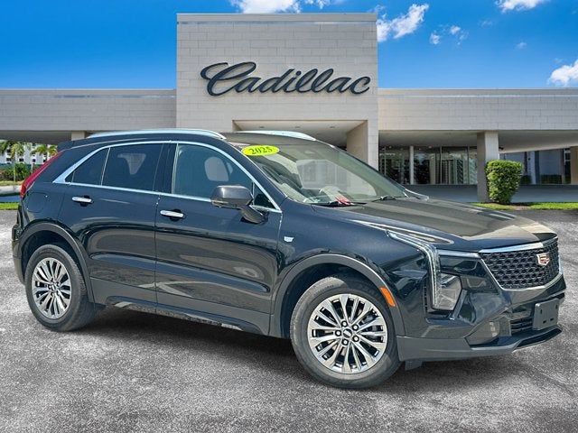2025 Cadillac XT4 FWD Premium Luxury