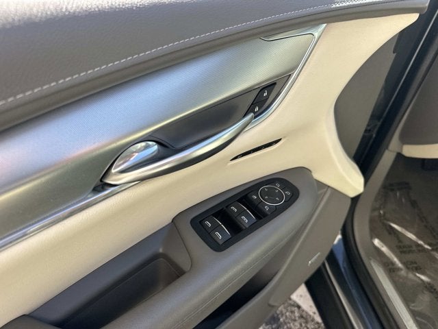 2019 Cadillac XT5 Luxury FWD