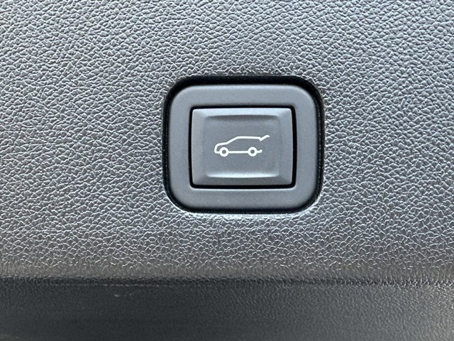 2025 Cadillac XT6 FWD Luxury