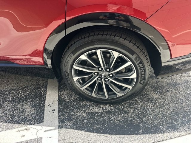 2025 Cadillac LYRIQ Sport