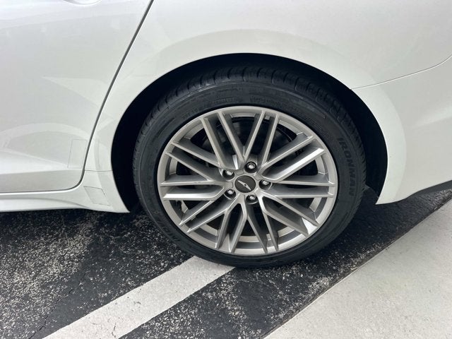 2021 Genesis G70 2.0T