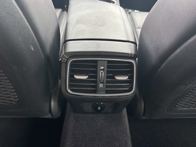 2021 Genesis G70 2.0T