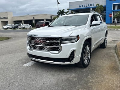 2023 GMC Acadia Denali