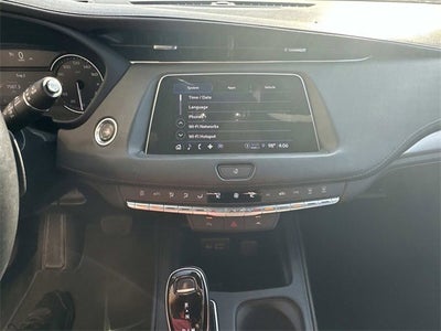 2023 Cadillac XT4 Premium Luxury